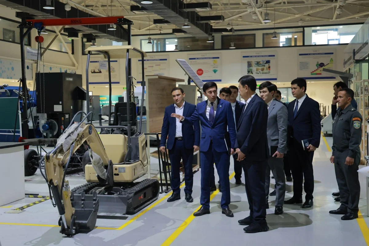 Bosh vazirning birinchi o‘rinbosari Yoshlarning innovatsiyalar ofisi hamda Inno texnopark faoliyati bilan tanishdi - 3